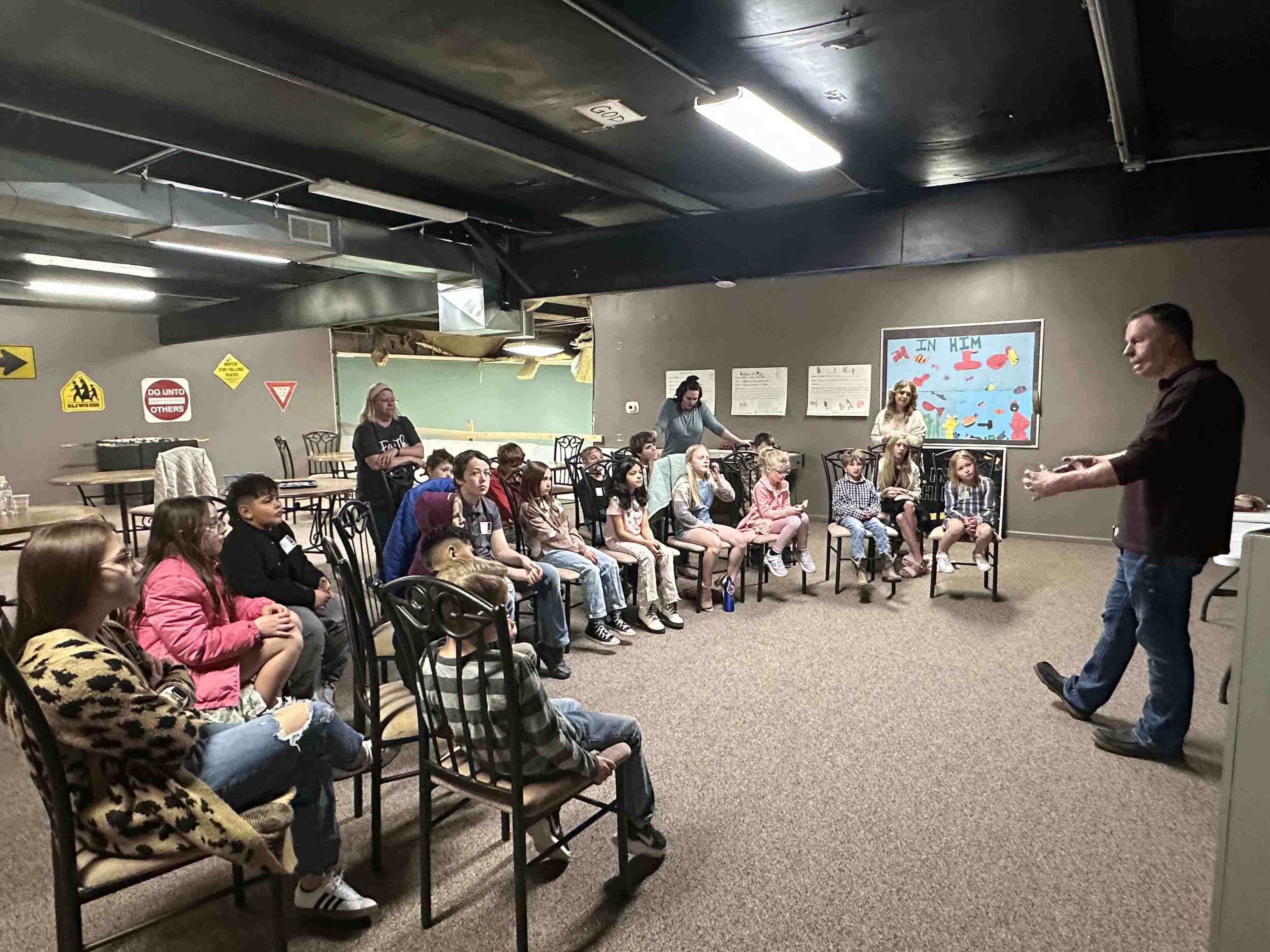Children&#039;s Church Pictures